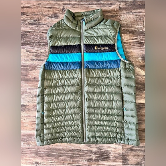 Cotopaxi Green Quilted Puffer Vest Men M